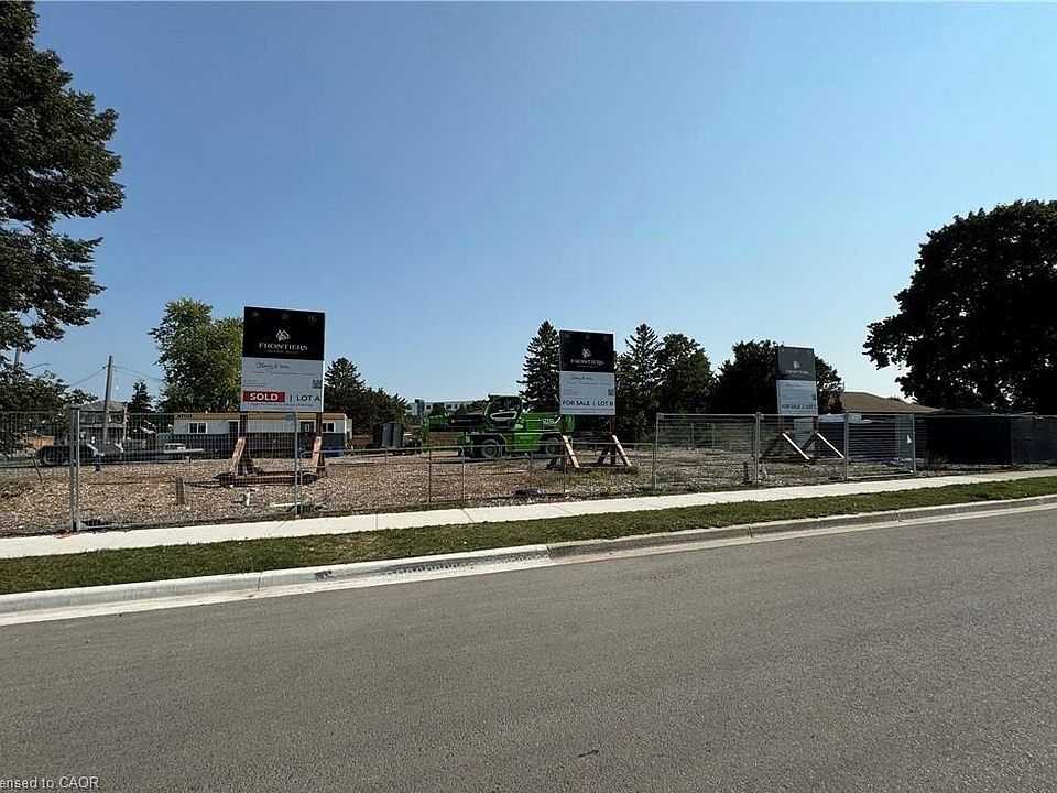 1st image of 162 Dawn Ave