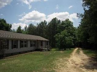 313 Fox Hunters Ln, Broadway, NC 27505