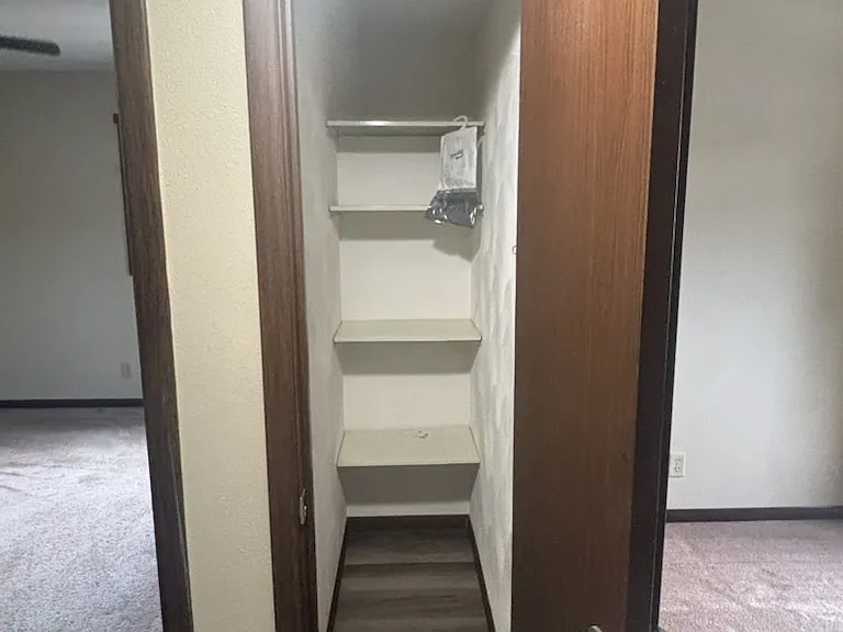 1902 Canterbury Dr #7 — Photo 15