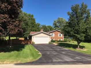 12326 W Warren Dr, Mokena, IL 60448