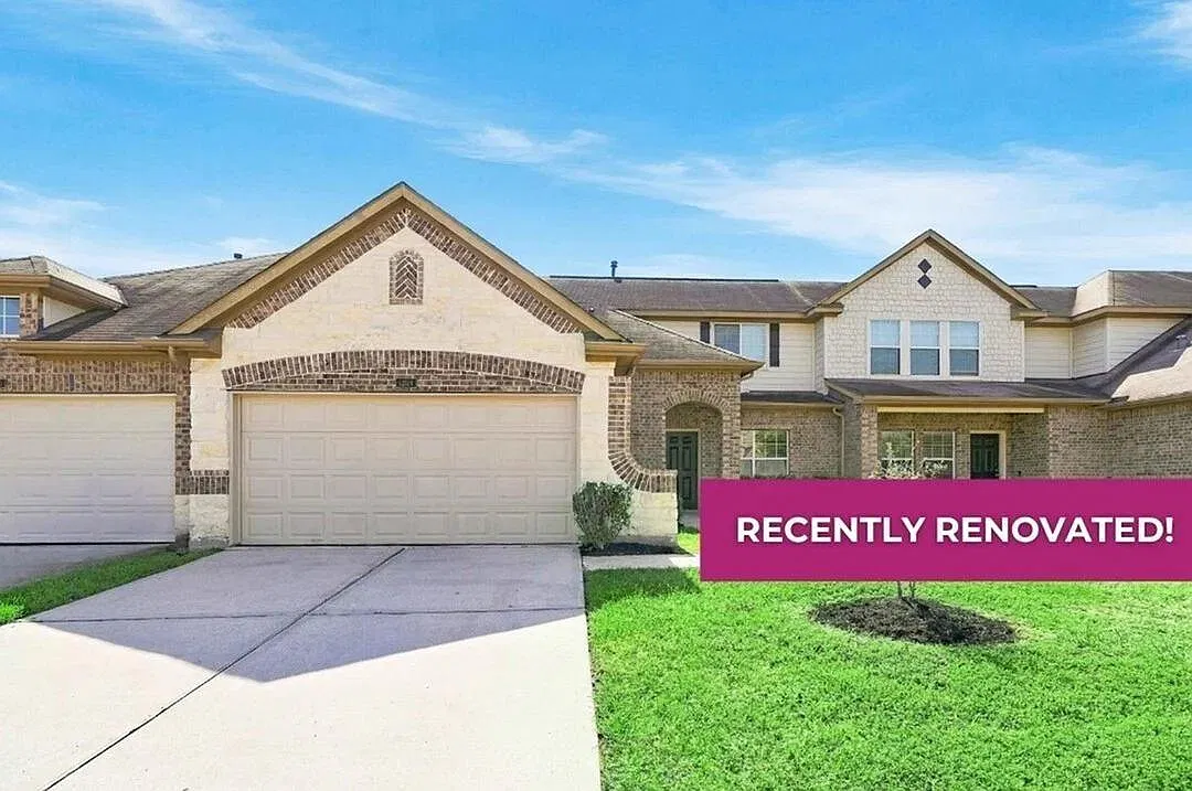 3 bed, 2.5 bath, 1669 sqft, $1,830 — Photo 1