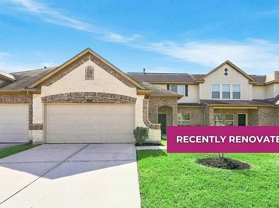 12326 Maura Ln