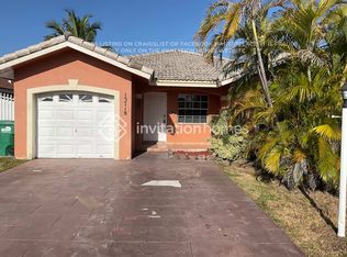 15718 SW 138th Pl, Miami, FL 33177