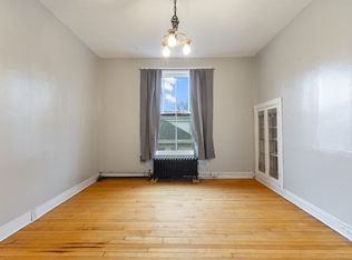 Essex Apartments, Indianapolis, IN 46201