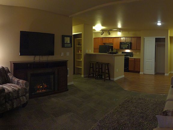 5th image of 3307 E 55th Ave APT 226