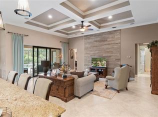 904 SW Scrub Oak Ave, Palm City, FL 34990