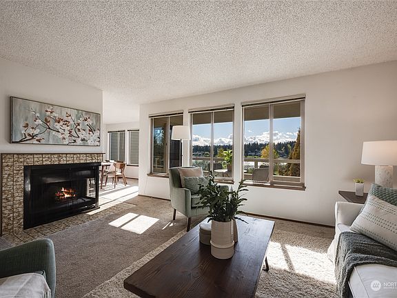 3rd image of 23507 Lakeview Drive #B202
