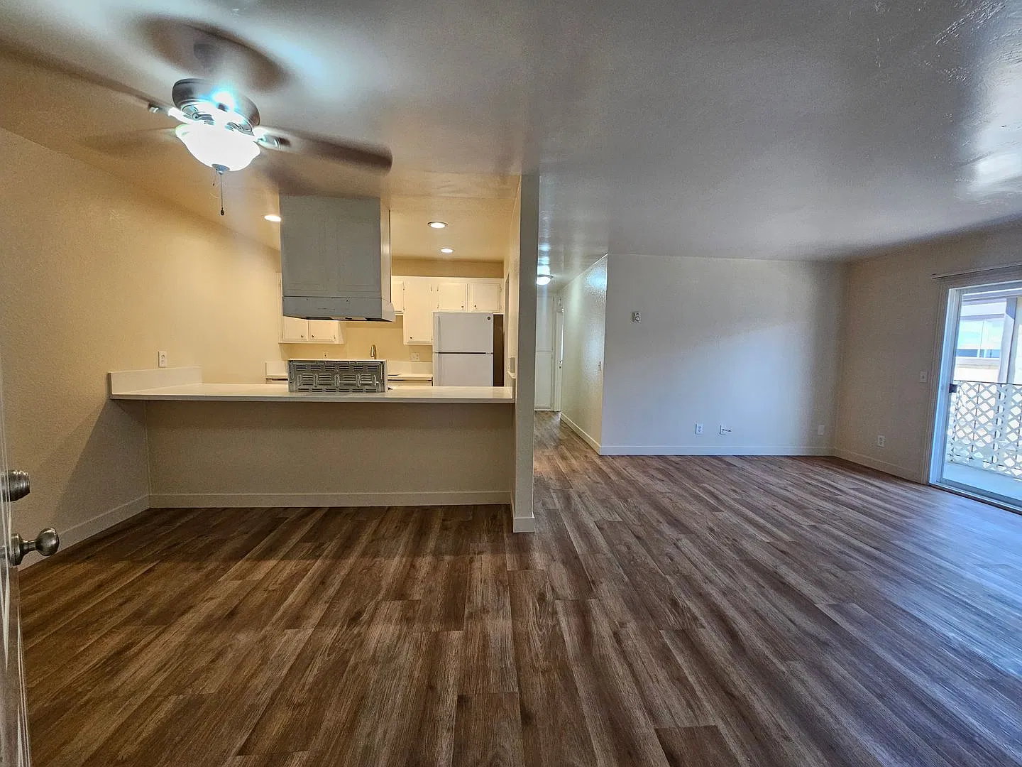Spacious 2 Bed 2 Bath Apartment with Private Balcony! — Photo 4