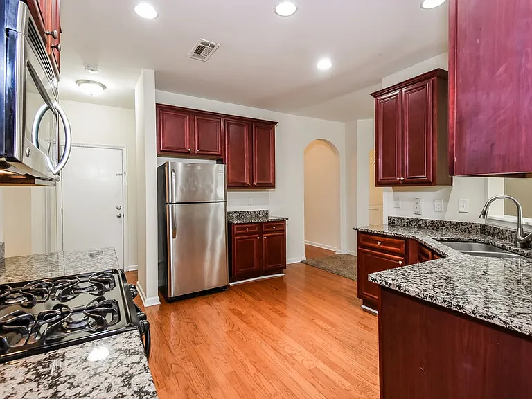 4740 Hopewell Manor Dr — Photo 7