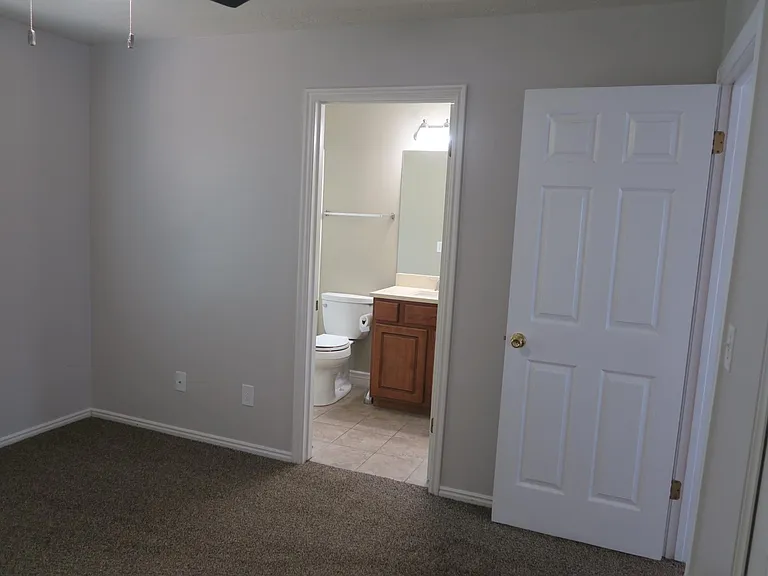 7257 S Highland Dr #A — Photo 5