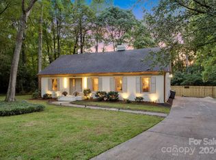 5800 Beckett Ct, Charlotte, NC 28211