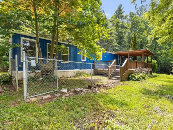 21 Heirloom Dr, Weaverville, NC 28787