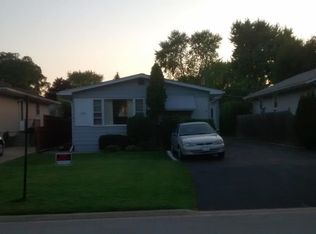 1408 Kenmore Ave, Round Lake Beach, IL