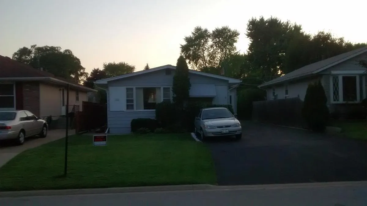 1408 Kenmore Ave photo 1