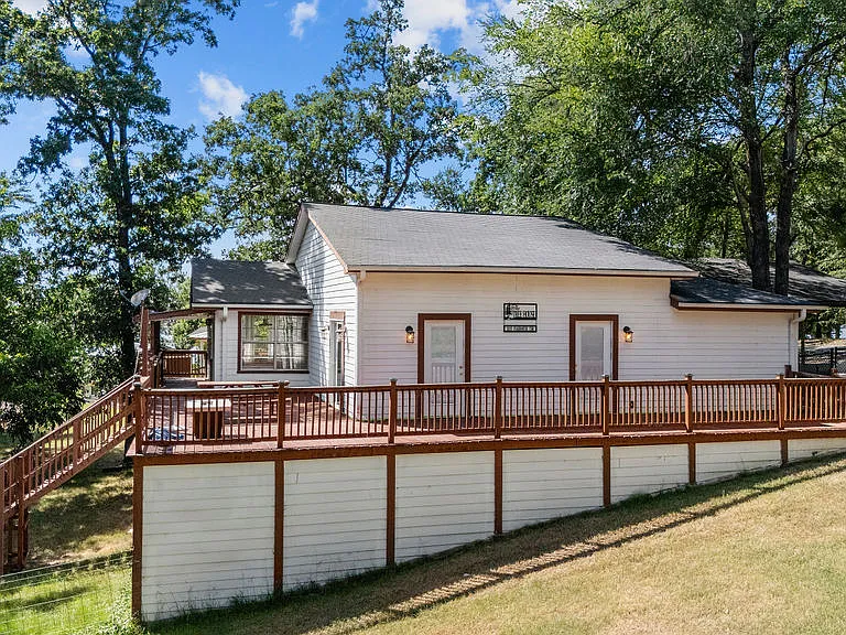 203 Farmer Dr — Photo 38