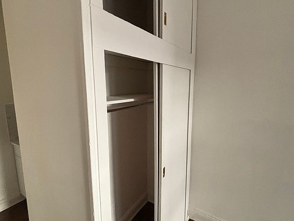 5th image of 222 E 56th St APT 4F