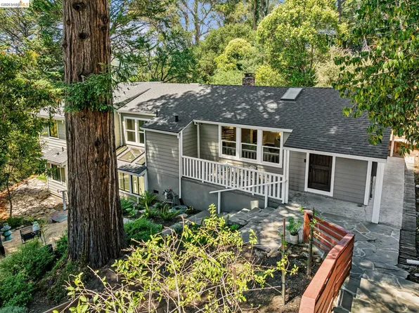 6281 Aspinwall Rd, Oakland, CA 94611