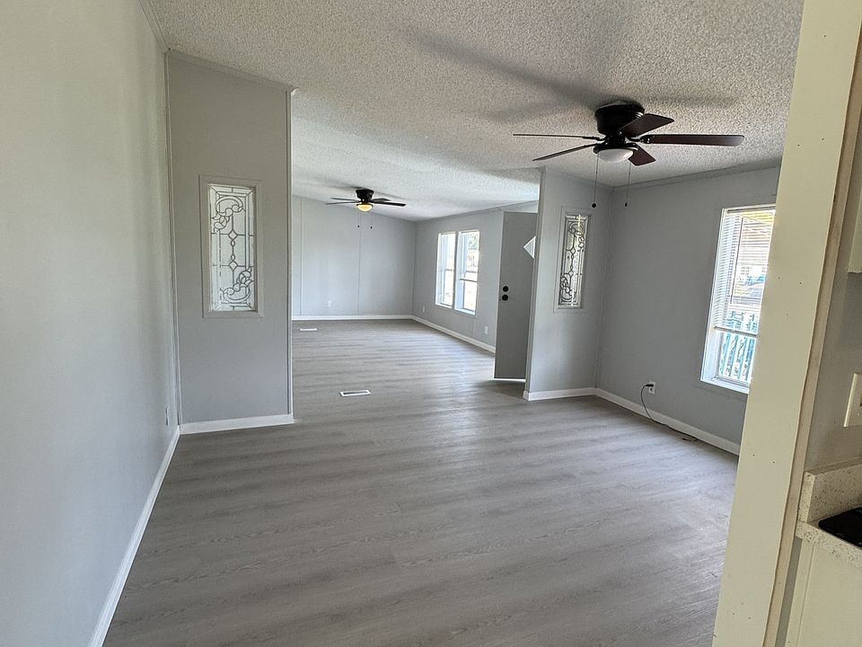 1st image of 4511 Penn Ave