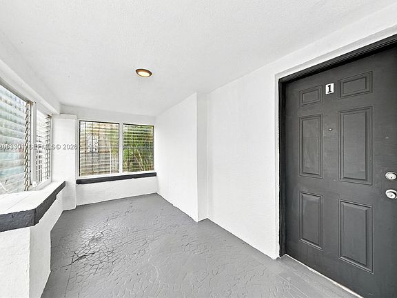2nd image of 110 NW 9th Ave APT 1