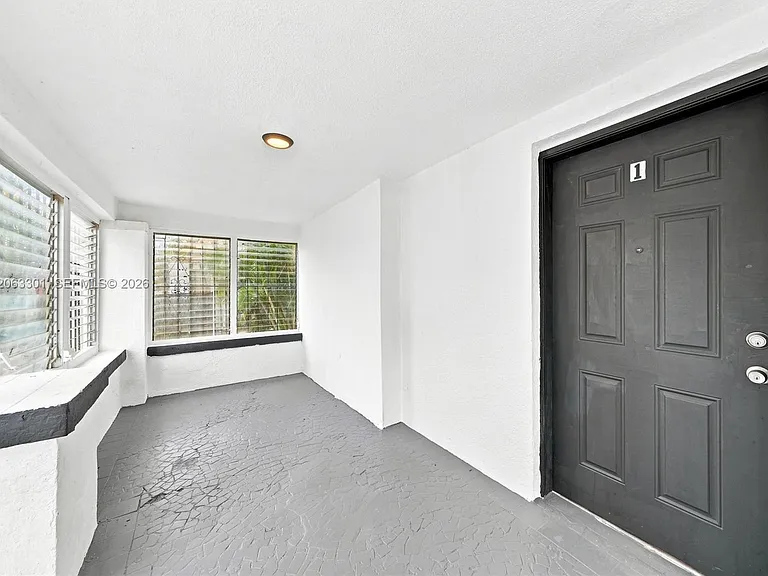 110 NW 9th Ave #1 — Photo 2