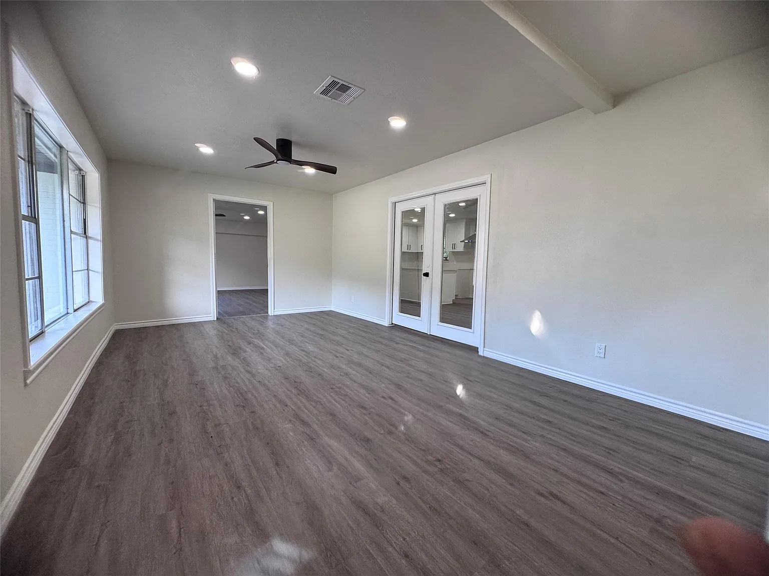 Studio, 3.0 bath, $3,200 — Photo 4