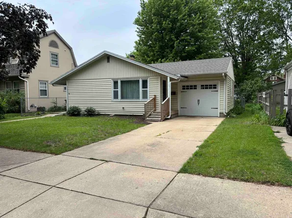 2024 Cumberland St, Rockford, IL 61103