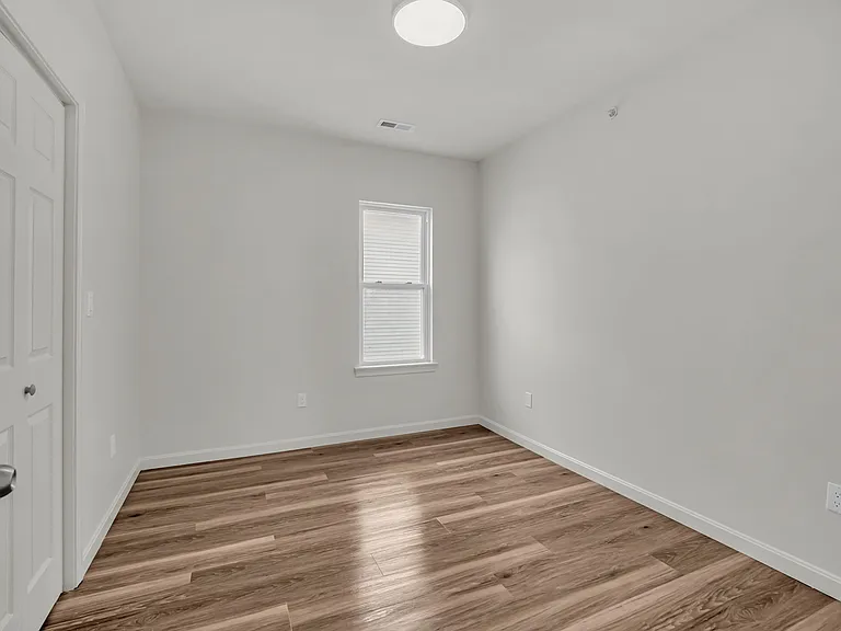 12 Alpine St #3 — Photo 22