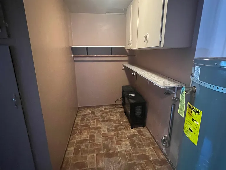 135 Phoenix Ave — Photo 11