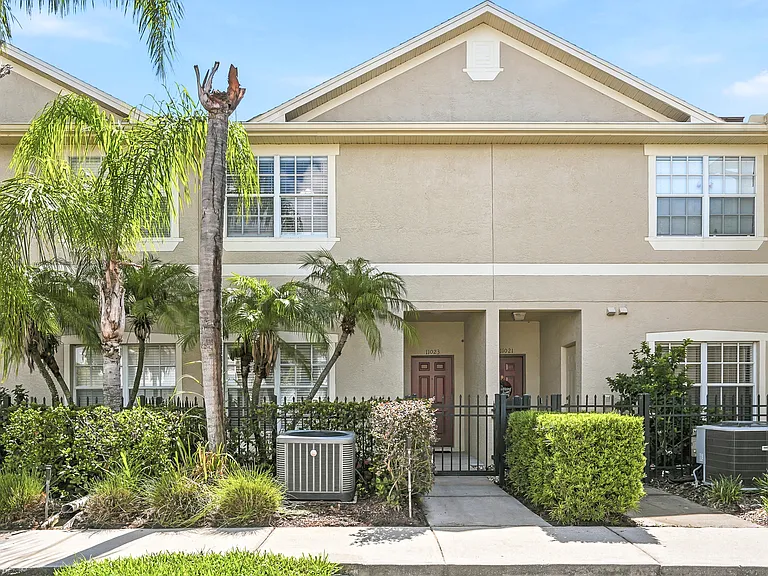 11023 Winter Crest Dr — Photo 1