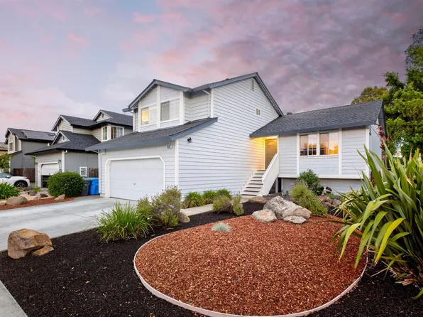 3532 Banyan Street, Santa Rosa, CA 95403