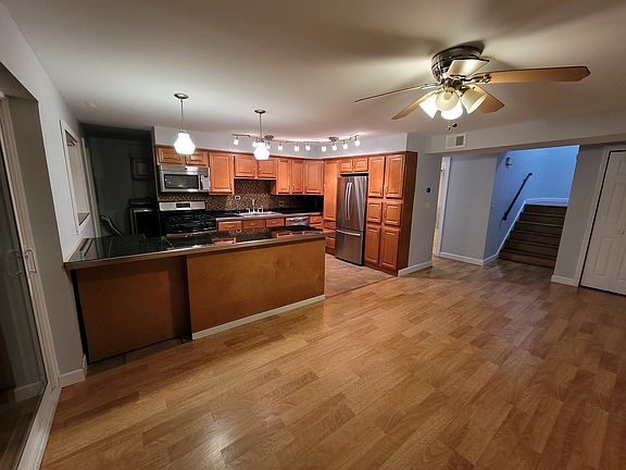 4th image of 7881 N Nordica Ave