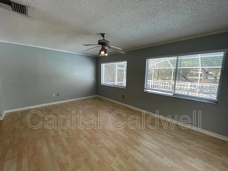 12813 Starling Dr — Photo 19