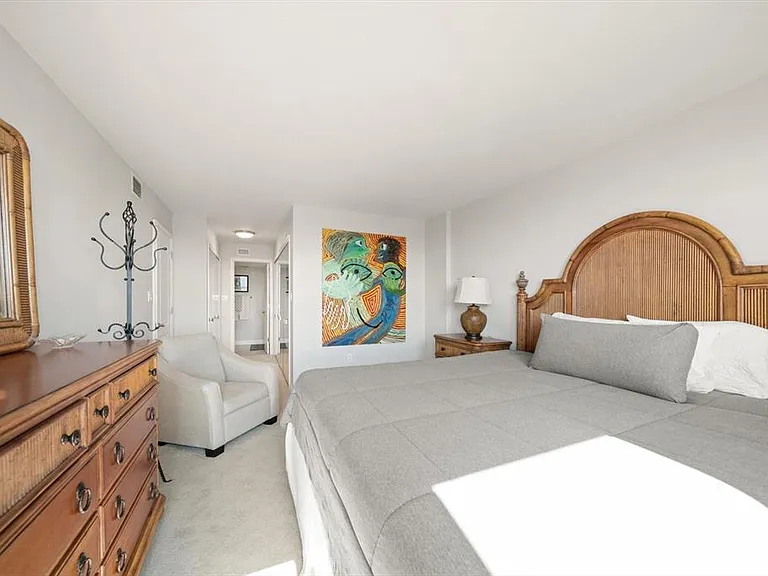 400 Island Way #901 — Photo 15