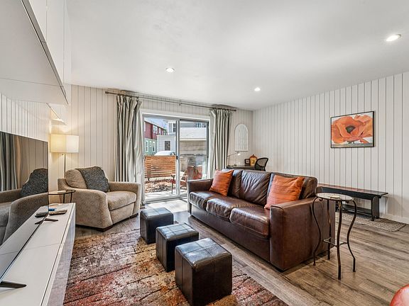 4th image of 925 N 9th St APT 20