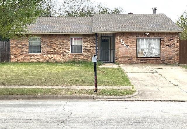 1st image of 3208 Chalmette Ct