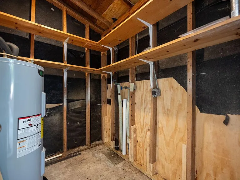 1013 Holton Ave #2 — Photo 20