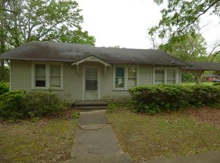 415 N Magnolia St, McComb, MS 39648