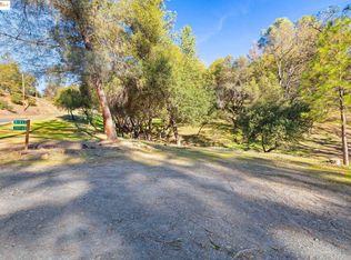 19426 Ferretti Rd, Groveland, CA 95321