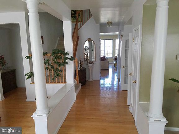 3rd image of 55 Bailly Dr