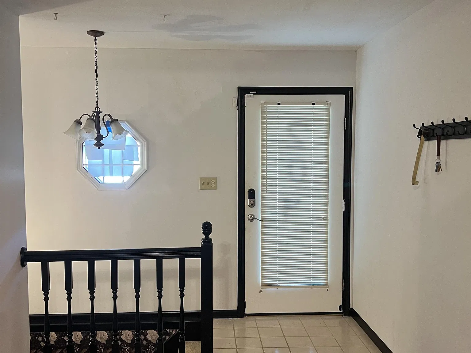 204 Johnson Dr - 1 — Photo 4