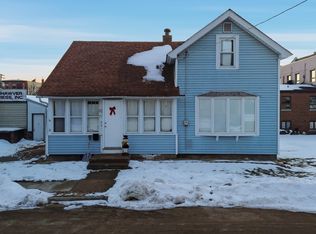 105 E Knox St, Morrison, IL 61270