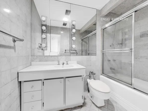 17 West 54th Street image 9 of 10