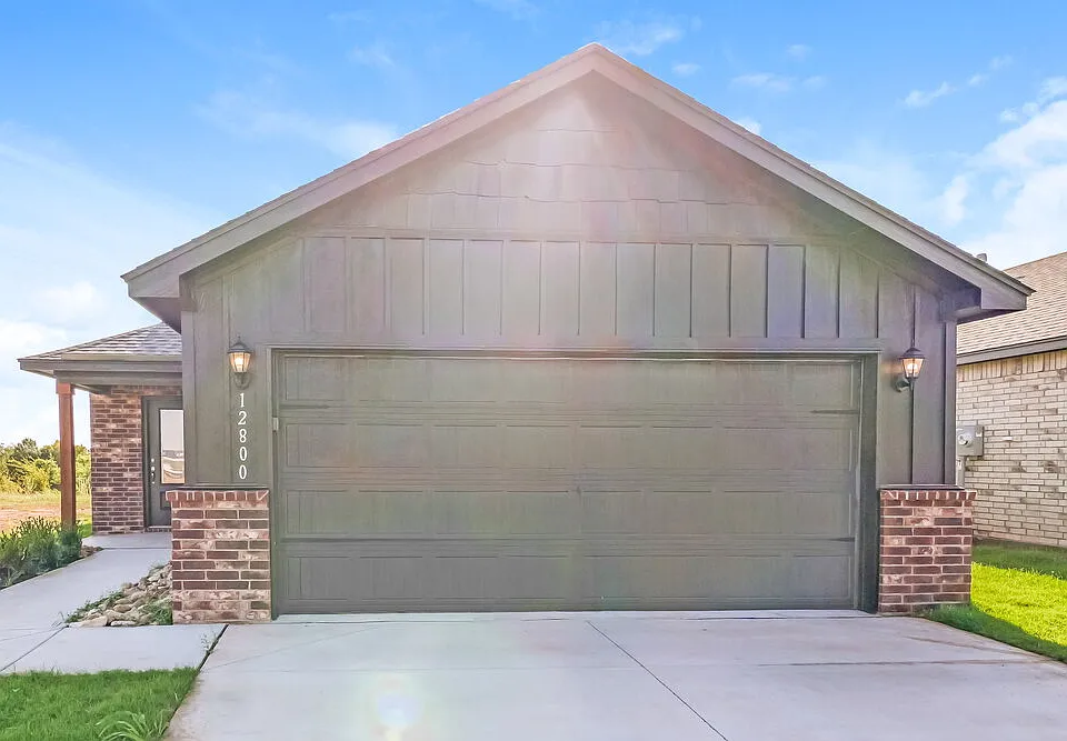 12800 Carrara Ln