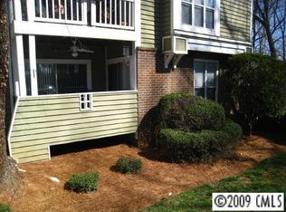 2508 Cranbrook Ln APT 8, Charlotte, NC 28207