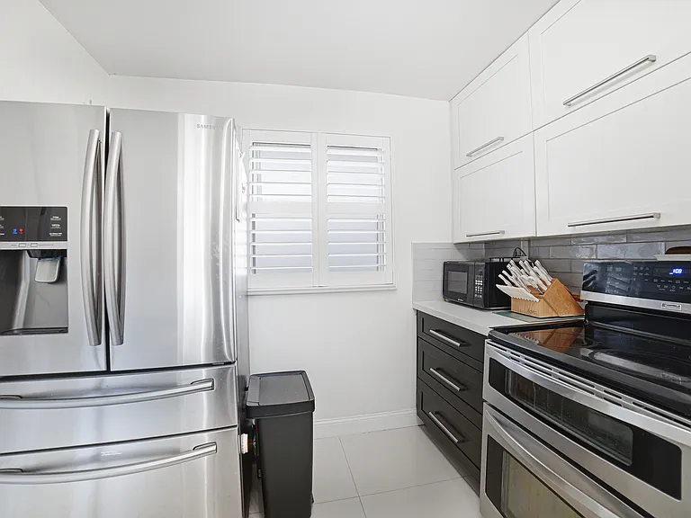 117 Royal Park Dr #1H — Photo 18