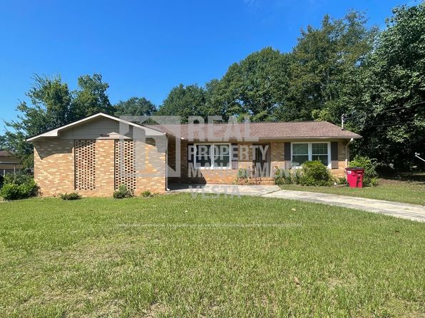 2562 Bedford Pl