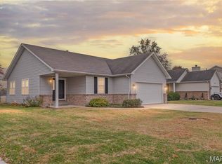428 Pheasant Ln, Moro, IL 62067