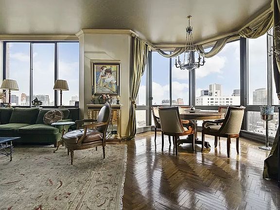 3rd image of 200-210 E 65th St #28E