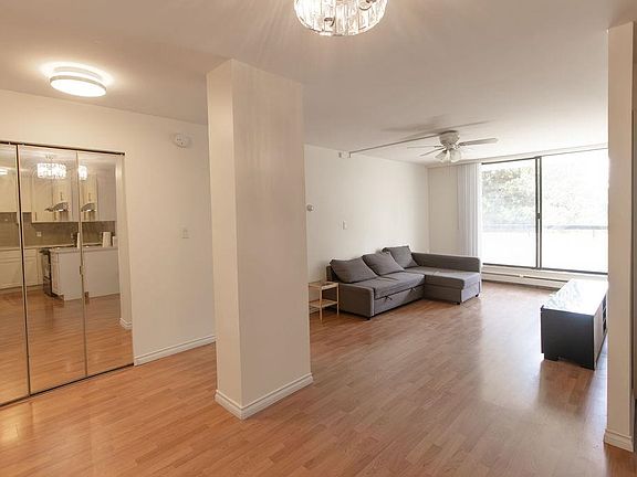 3rd image of 7171 Beresford St #403