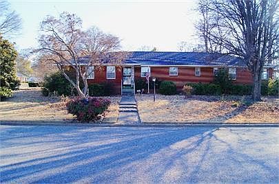 1st image of 4543 Craigmont Dr